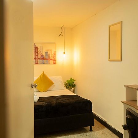 מדיין Africa House-Casa Hotel Laureles-La70 מראה חיצוני תמונה
