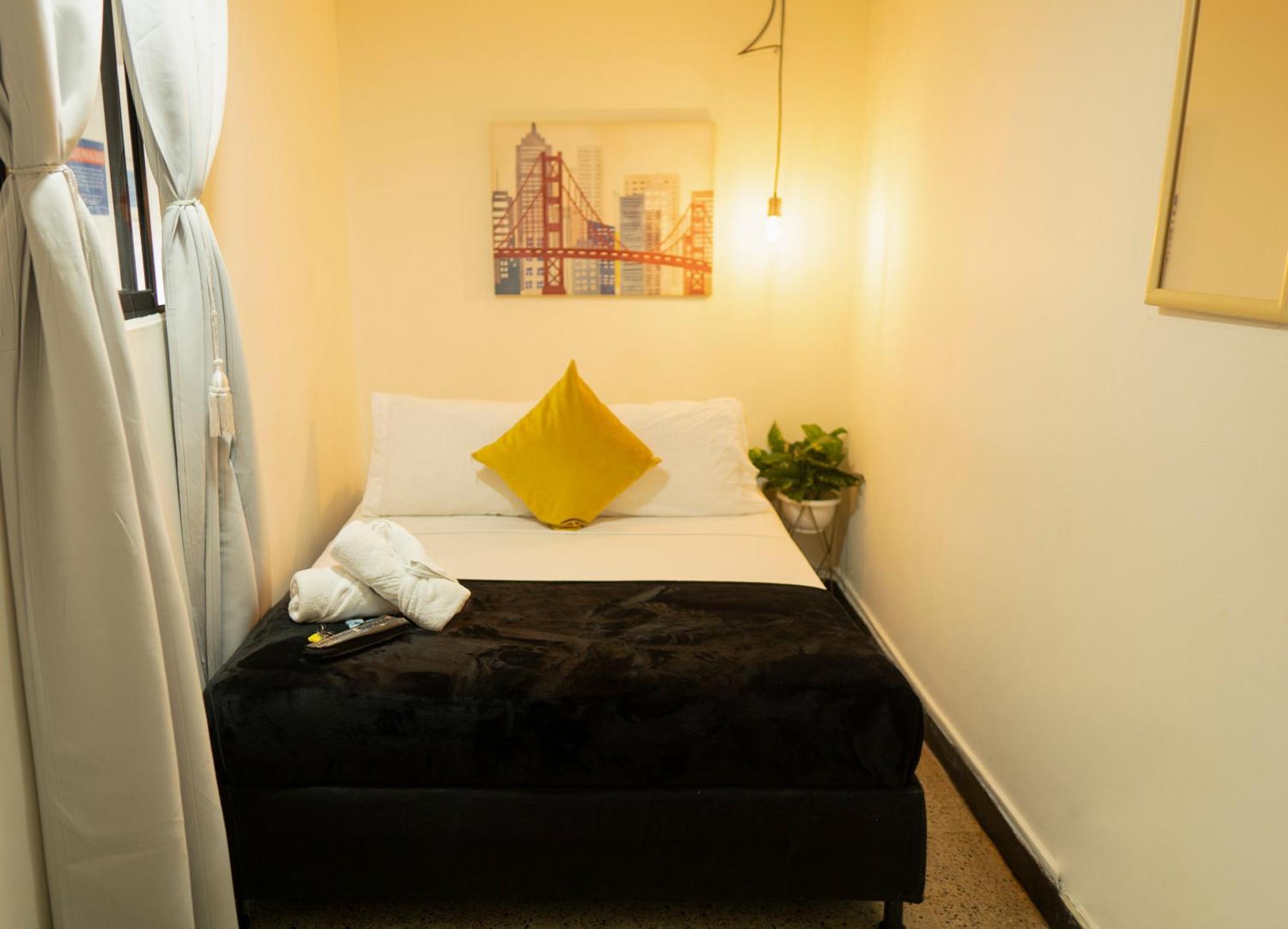 מדיין Africa House-Casa Hotel Laureles-La70 מראה חיצוני תמונה