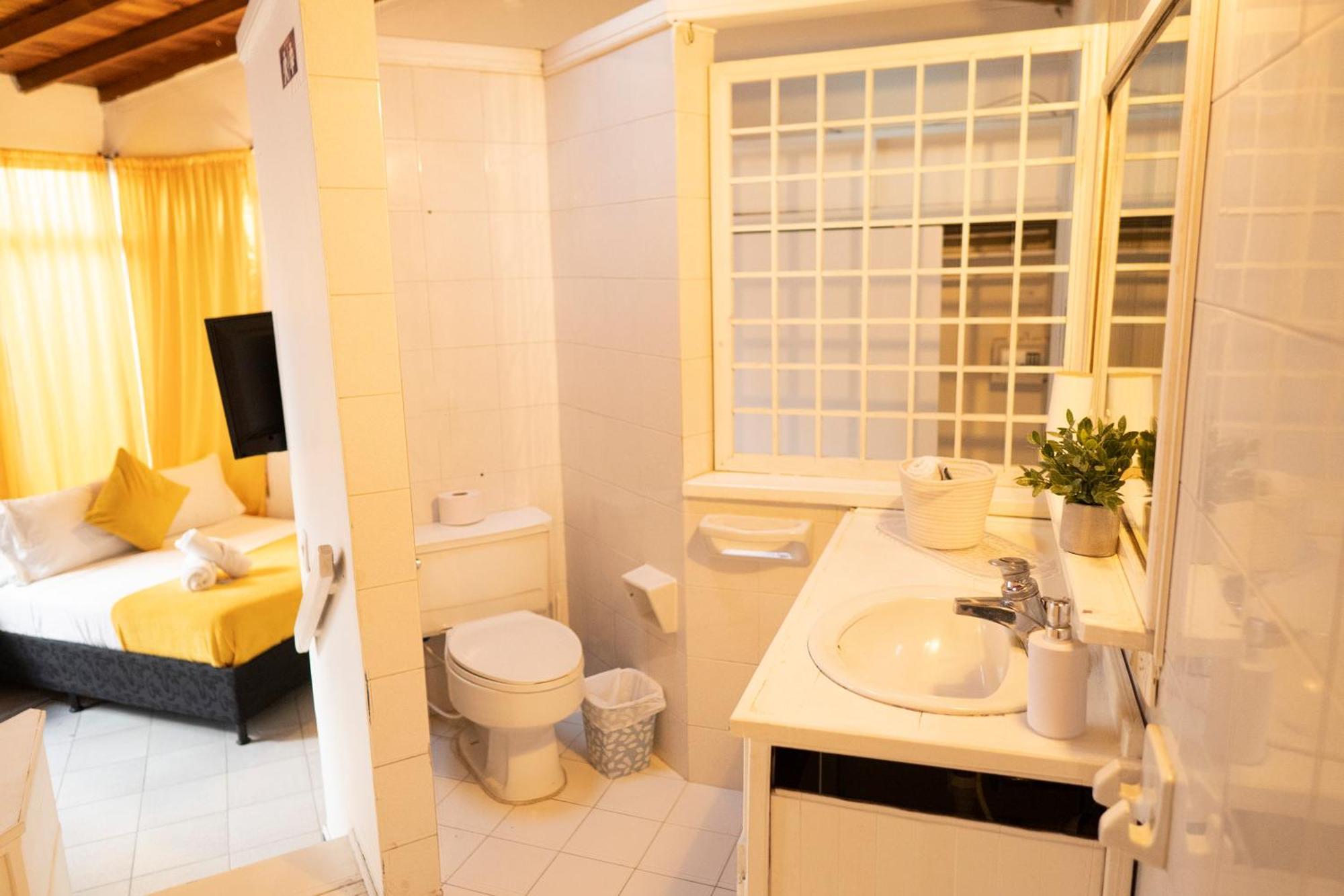 מדיין Africa House-Casa Hotel Laureles-La70 מראה חיצוני תמונה
