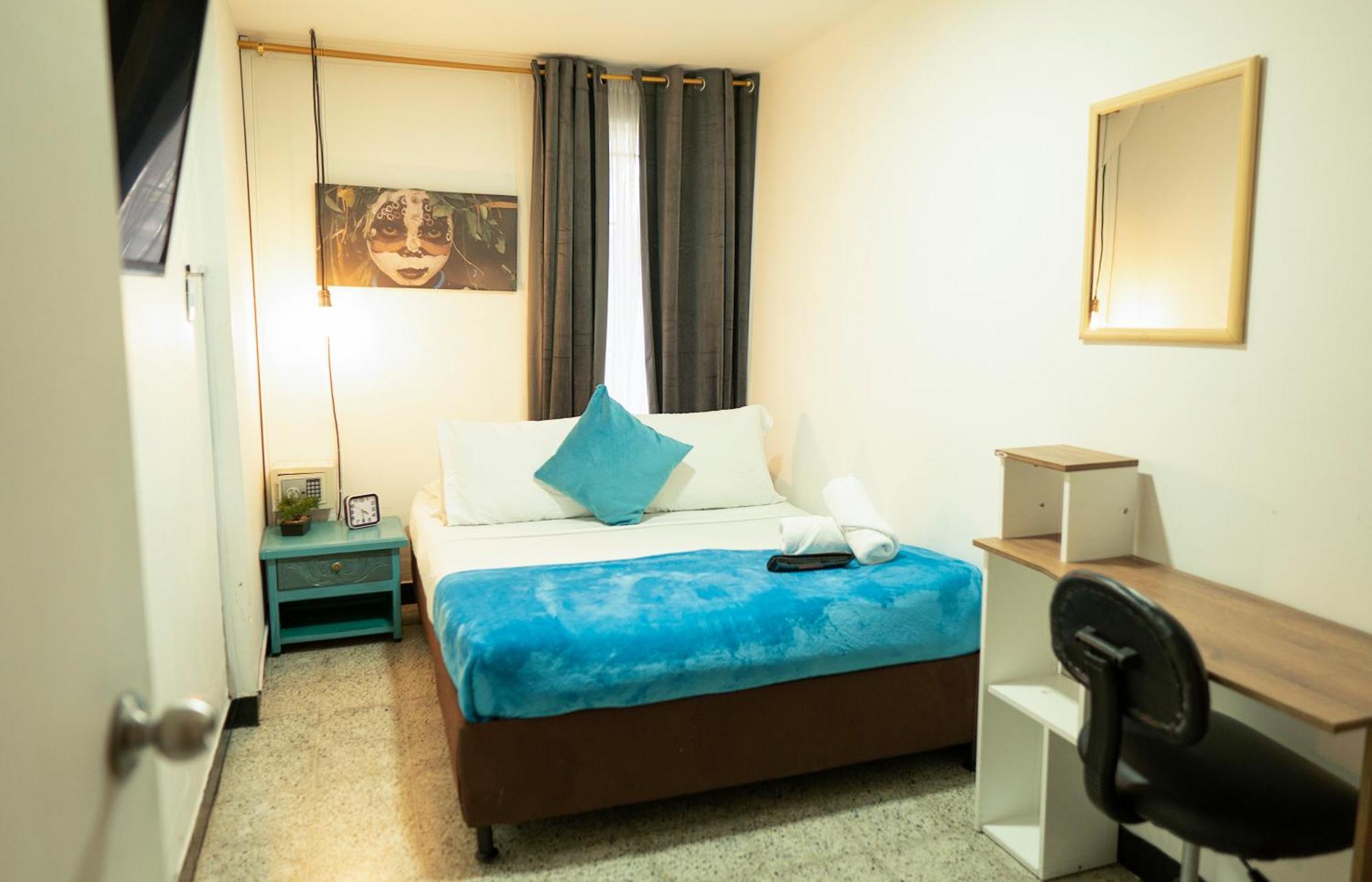 מדיין Africa House-Casa Hotel Laureles-La70 מראה חיצוני תמונה