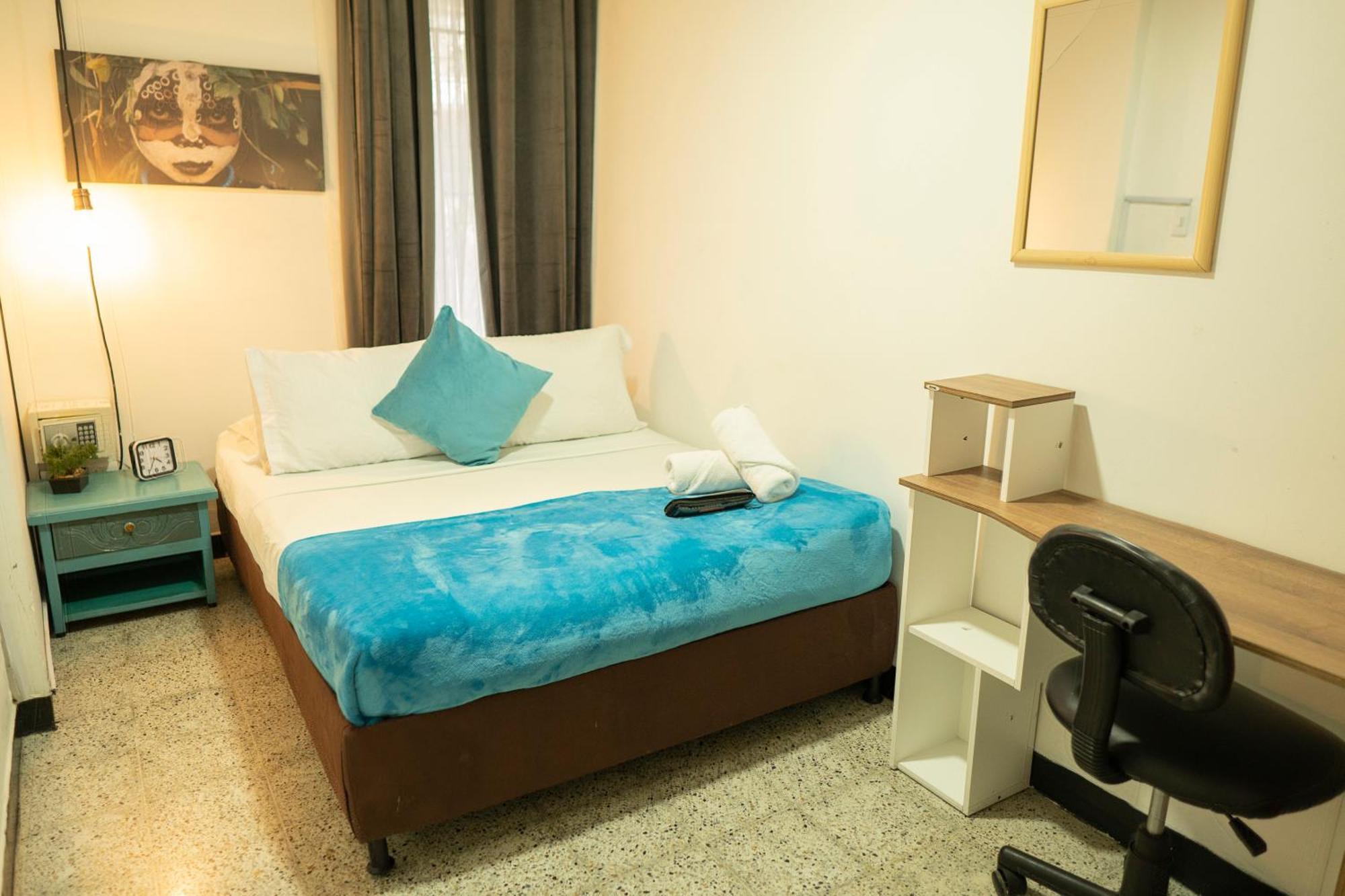 מדיין Africa House-Casa Hotel Laureles-La70 מראה חיצוני תמונה