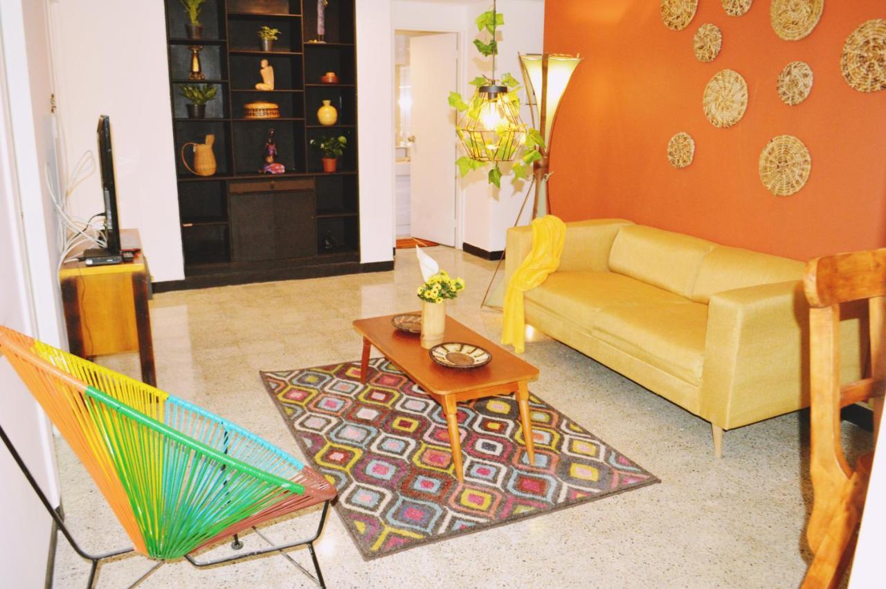מדיין Africa House-Casa Hotel Laureles-La70 מראה חיצוני תמונה